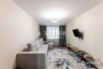 3-комнатная квартира, этаж 2 из 16, 71 м²
