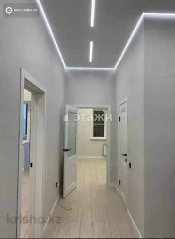 2-комнатная квартира, этаж 9 из 10, 81 м²