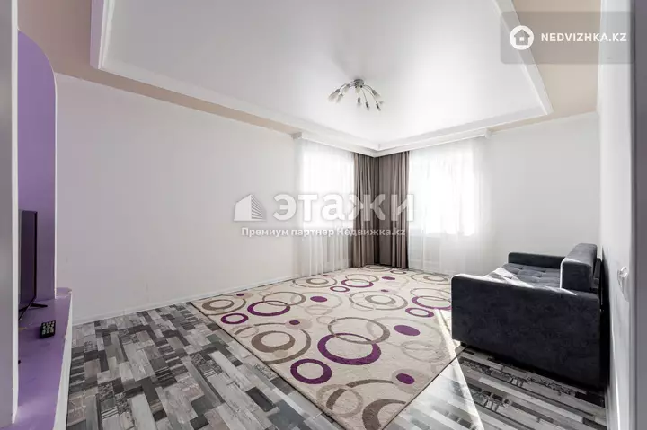 81.5 м², 2-комнатная квартира, этаж 8 из 9, 82 м², изображение - 1