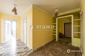 81.5 м², 2-комнатная квартира, этаж 8 из 9, 82 м², изображение - 13