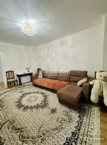 2-комнатная квартира, этаж 2 из 14, 61 м²