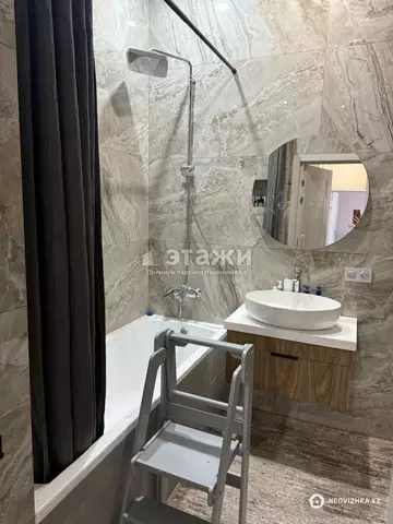 2-комнатная квартира, этаж 3 из 9, 69 м²