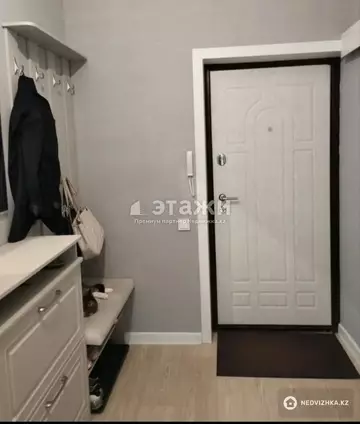 3-комнатная квартира, этаж 6 из 9, 74 м²