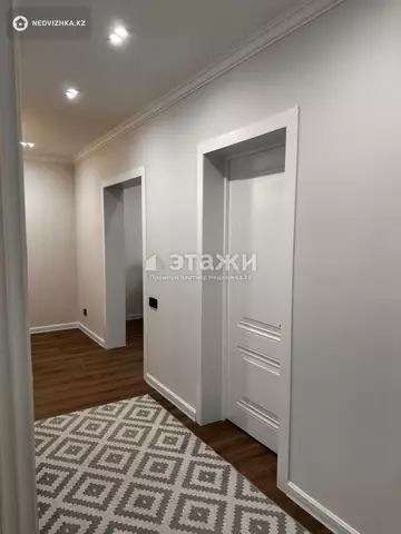 2-комнатная квартира, этаж 8 из 9, 56 м²