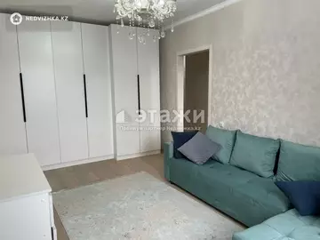 1-комнатная квартира, этаж 4 из 10, 44 м²