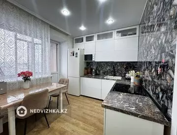 60 м², 2-комнатная квартира, этаж 9 из 9, 60 м², изображение - 1