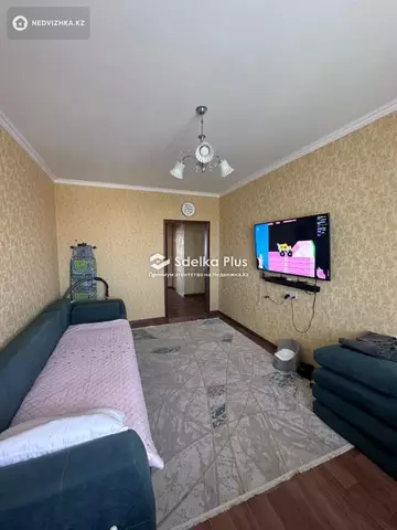 2-комнатная квартира, этаж 8 из 9, 55 м²