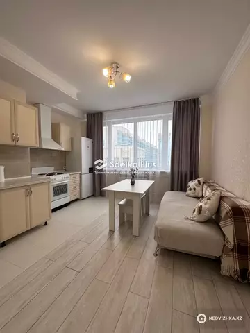 1-комнатная квартира, этаж 9 из 9, 43 м²