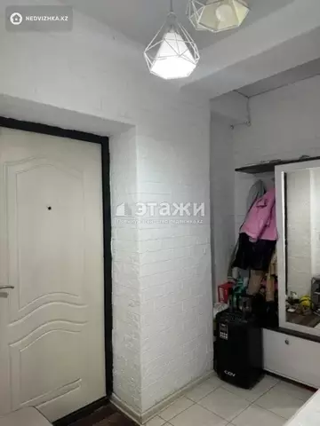 2-комнатная квартира, этаж 3 из 10, 48 м²