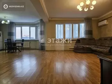 2-комнатная квартира, этаж 4 из 5, 86 м²