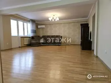 2-комнатная квартира, этаж 4 из 5, 86 м²