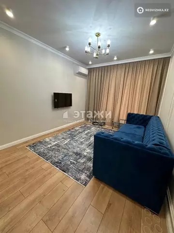2-комнатная квартира, этаж 7 из 17, 60 м², на длительный срок