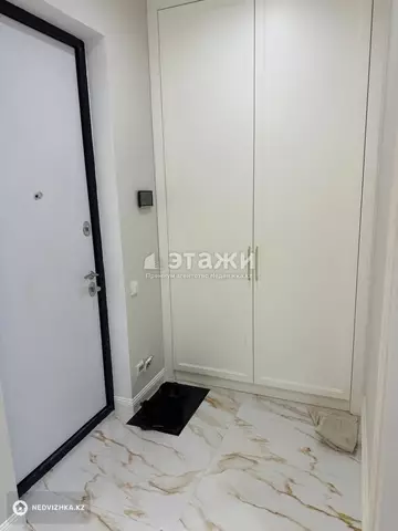 2-комнатная квартира, этаж 7 из 17, 60 м², на длительный срок
