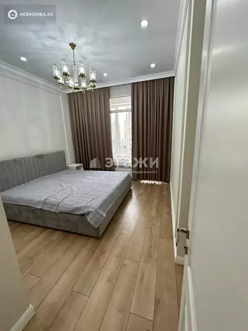 2-комнатная квартира, этаж 7 из 17, 60 м², на длительный срок