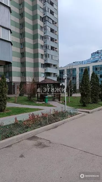 3-комнатная квартира, этаж 16 из 21, 65 м², на длительный срок