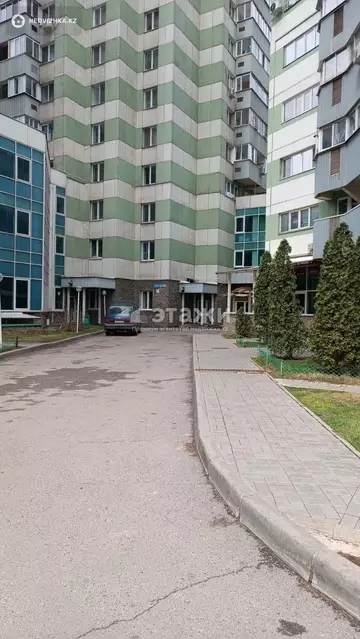 3-комнатная квартира, этаж 16 из 21, 65 м², на длительный срок