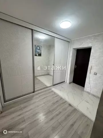 1-комнатная квартира, этаж 9 из 9, 34 м²