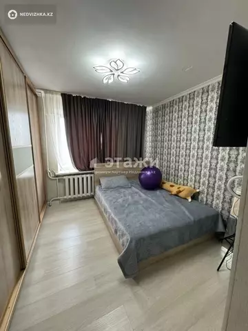 2-комнатная квартира, этаж 4 из 5, 50 м²