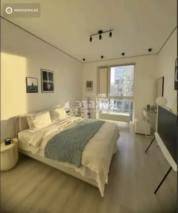 2-комнатная квартира, этаж 10 из 22, 76 м²