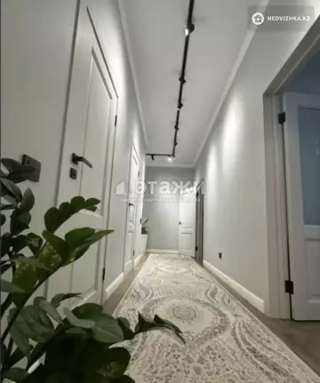 2-комнатная квартира, этаж 8 из 9, 59 м²