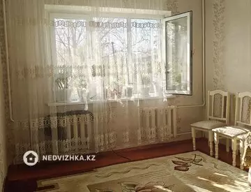 1-комнатная квартира, этаж 4 из 5, 40 м²
