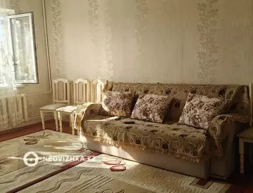 1-комнатная квартира, этаж 4 из 5, 40 м²