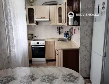 3-комнатная квартира, этаж 3 из 8, 49 м²