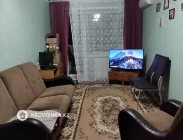 3-комнатная квартира, этаж 3 из 8, 49 м²