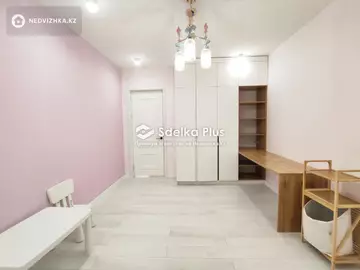 4-комнатная квартира, этаж 1 из 21, 130 м²