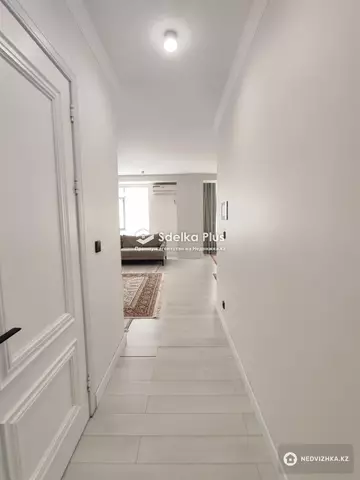 4-комнатная квартира, этаж 1 из 21, 130 м²