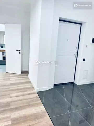 2-комнатная квартира, этаж 11 из 21, 61 м²