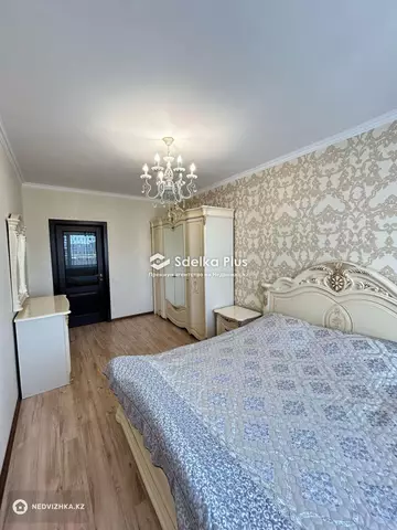 3-комнатная квартира, этаж 6 из 9, 82 м²