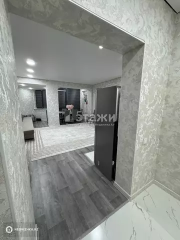 2-комнатная квартира, этаж 3 из 13, 52 м²