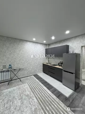2-комнатная квартира, этаж 3 из 13, 52 м²