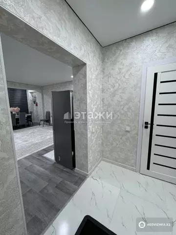 2-комнатная квартира, этаж 3 из 13, 52 м²