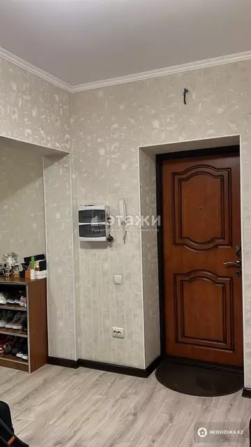 2-комнатная квартира, этаж 11 из 16, 90 м²