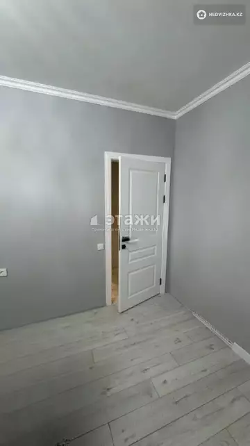 1-комнатная квартира, этаж 1 из 8, 80 м²