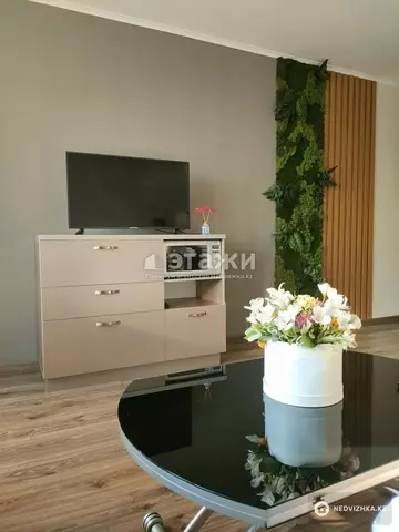 1-комнатная квартира, этаж 16 из 17, 48 м²