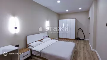 2-комнатная квартира, этаж 11 из 24, 60 м², на длительный срок