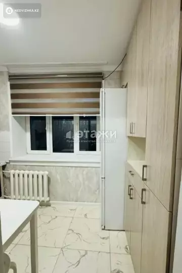 2-комнатная квартира, этаж 3 из 5, 50 м², на длительный срок