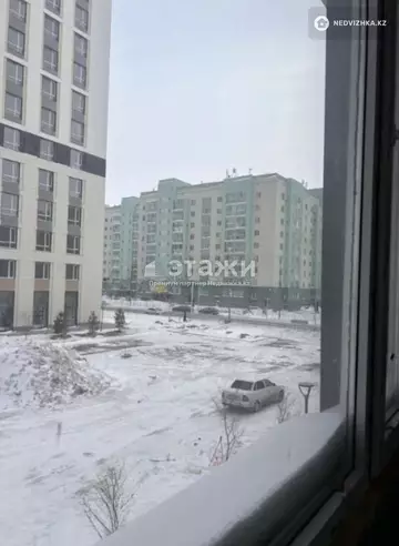 1-комнатная квартира, этаж 2 из 12, 38 м²