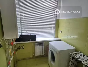 2-комнатный дом, 10 соток, 60 м², на длительный срок