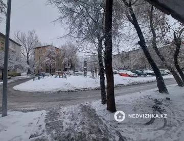 1-комнатная квартира, этаж 2 из 4, 12 м²