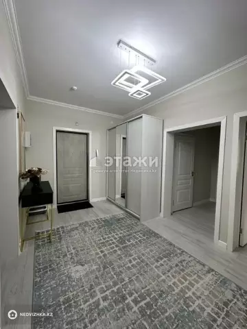 3-комнатная квартира, этаж 17 из 17, 107 м²