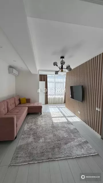 2-комнатная квартира, этаж 4 из 5, 60 м²