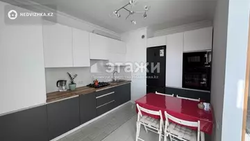 2-комнатная квартира, этаж 4 из 5, 60 м²
