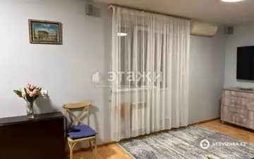 2-комнатная квартира, этаж 4 из 4, 42 м²