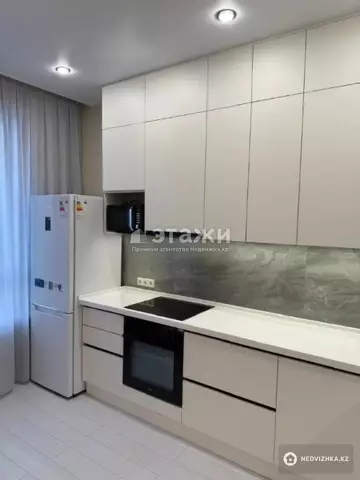 1-комнатная квартира, этаж 7 из 12, 54 м²