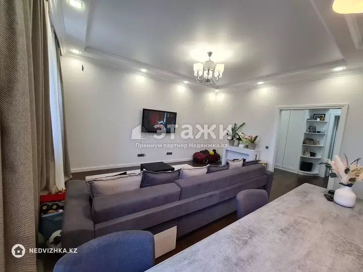 64 м², 2-комнатная квартира, этаж 3 из 6, 64 м², изображение - 1