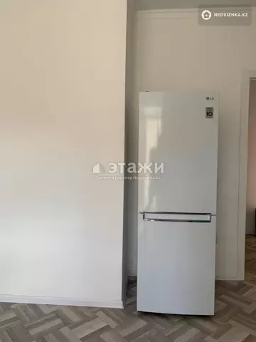 2-комнатная квартира, этаж 10 из 13, 61 м²